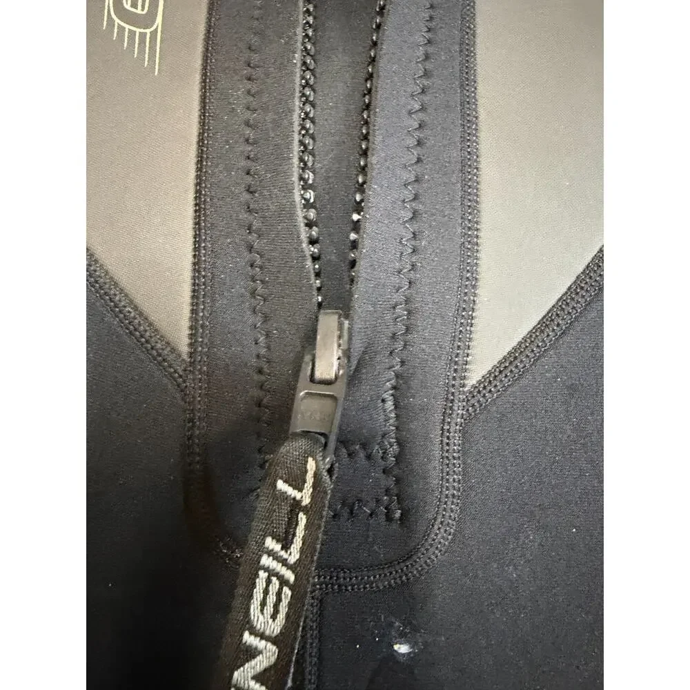 O’Neill Reactor 3.2 Surf Full Wetsuit Youth Size 10 and Back